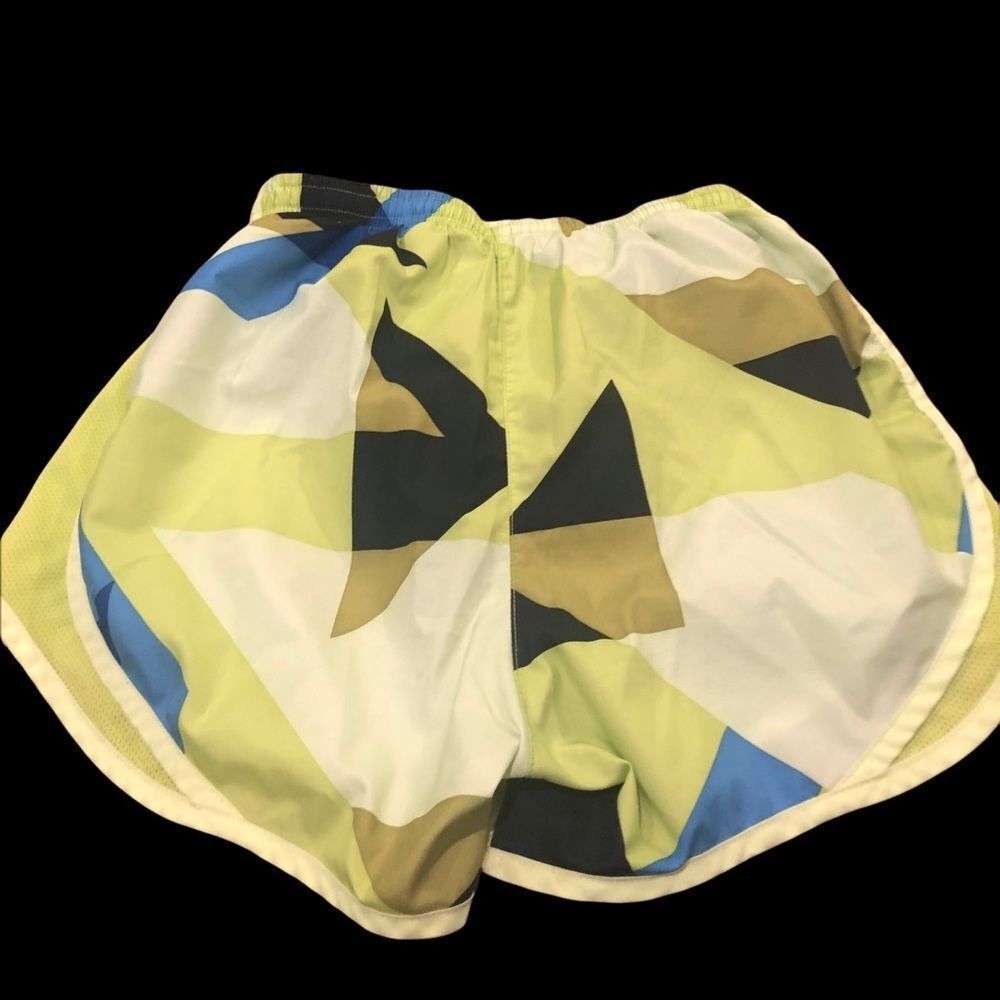 Nike DriFit Women's Running‎ Shorts with interior pocket women's XS